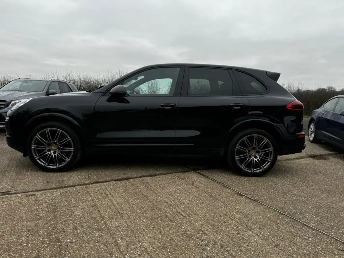 2018-porsche-cayenne-30td-diesel-platinum-edition-big-24