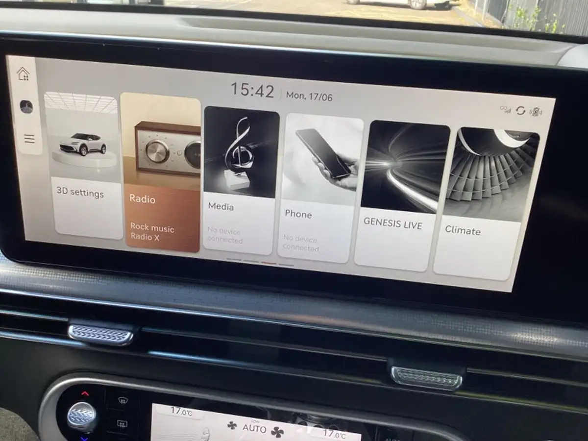 2022-genesis-gv60-e-sport-plus-big-10