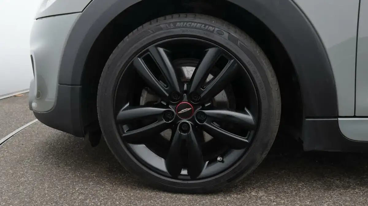 2019-mini-cooper-15-cooper-sport-hatchback-3d-big-18
