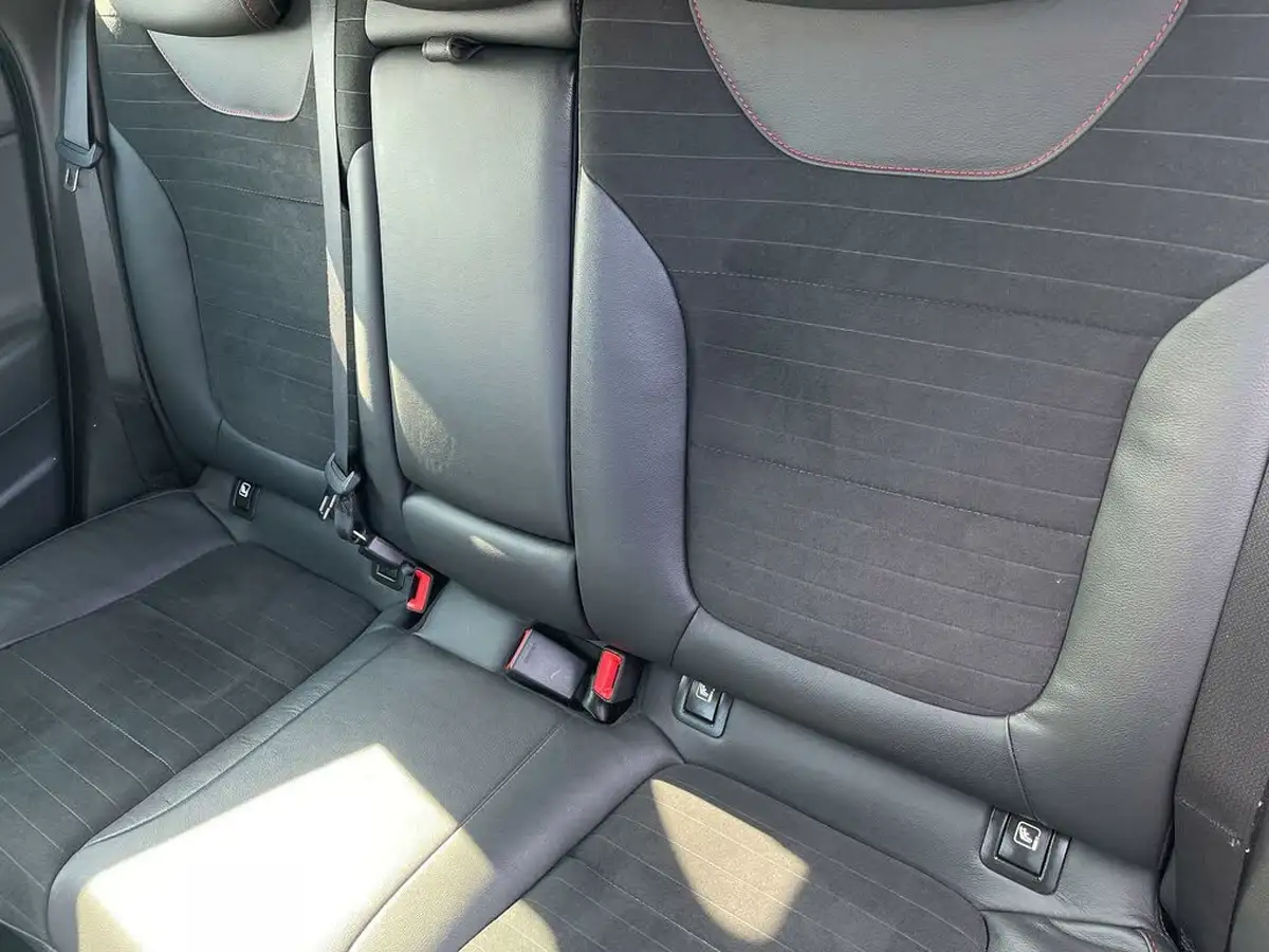 2019-hyundai-i30-n-20-t-gdi-n-performance-fastback-big-23