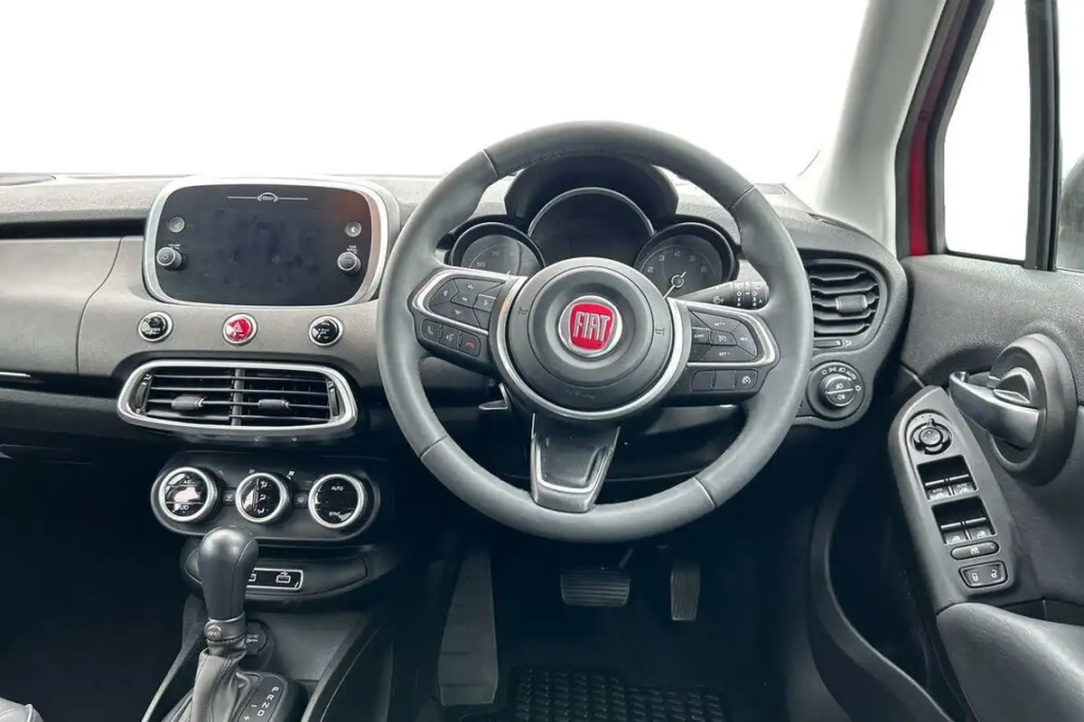 2022-fiat-500x-15-dolcevita-cross-big-14