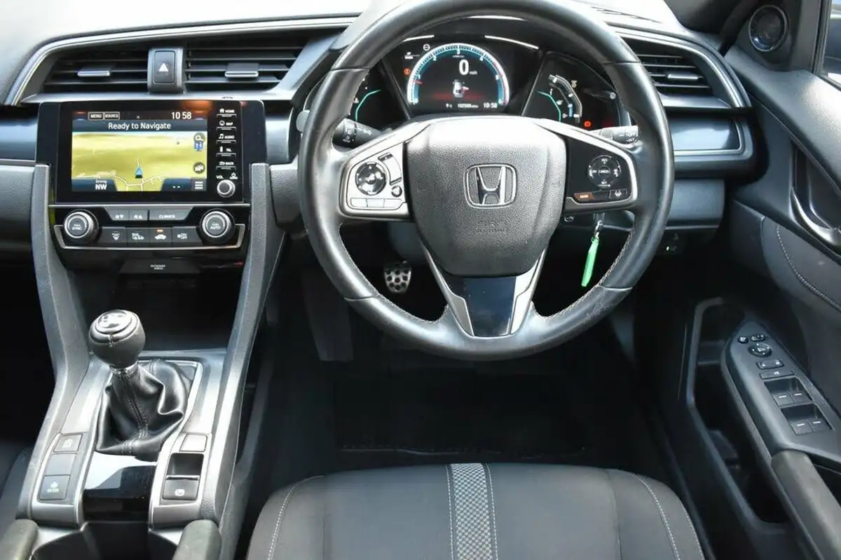 2020-honda-civic-16-i-dtec-sr-hatchback-5d-big-21