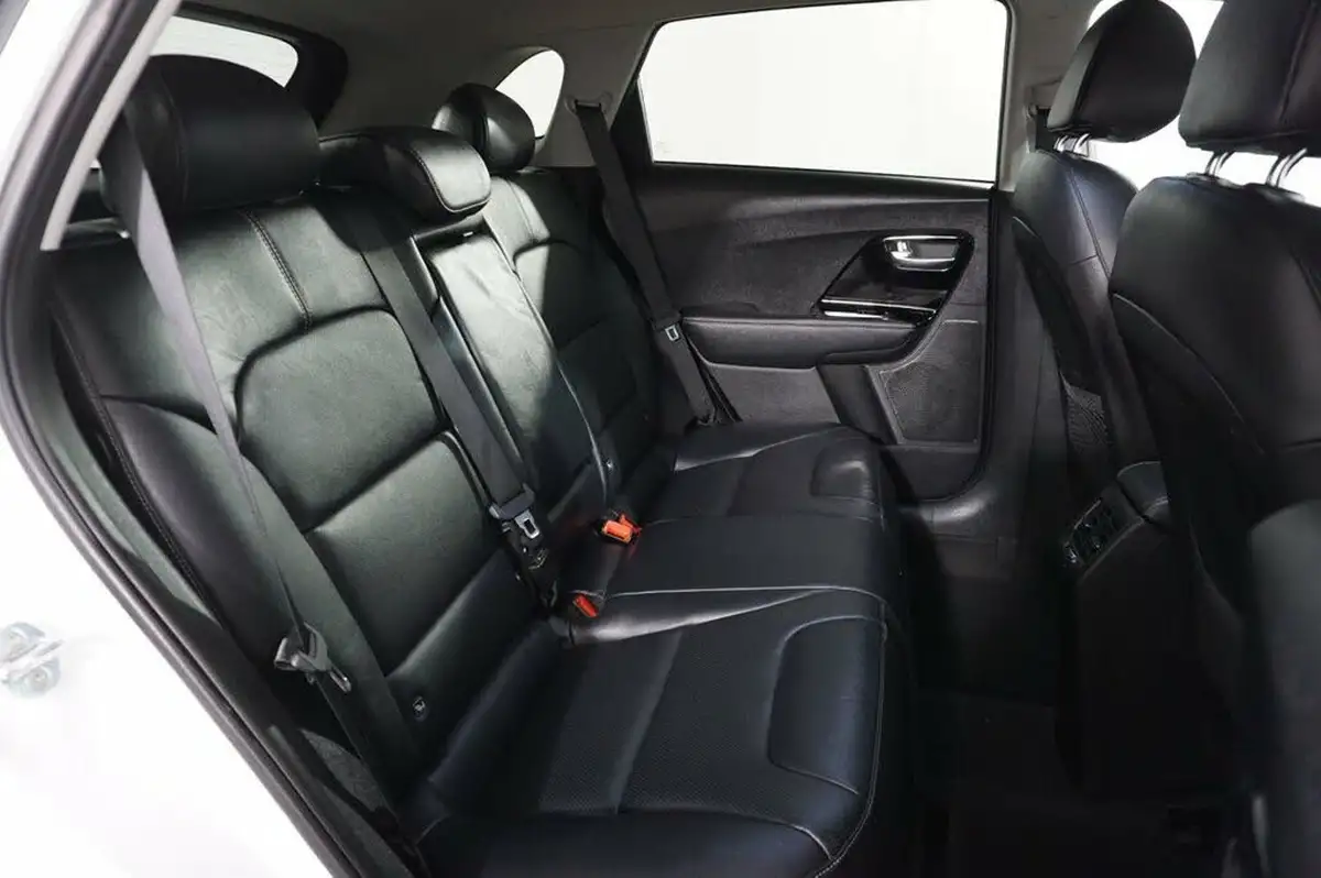 2020-kia-niro-16-gdi-4-big-20