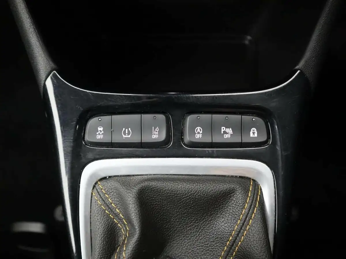 2019-vauxhall-crossland-x-12-tech-line-nav-130ps-turbo-ss-big-29