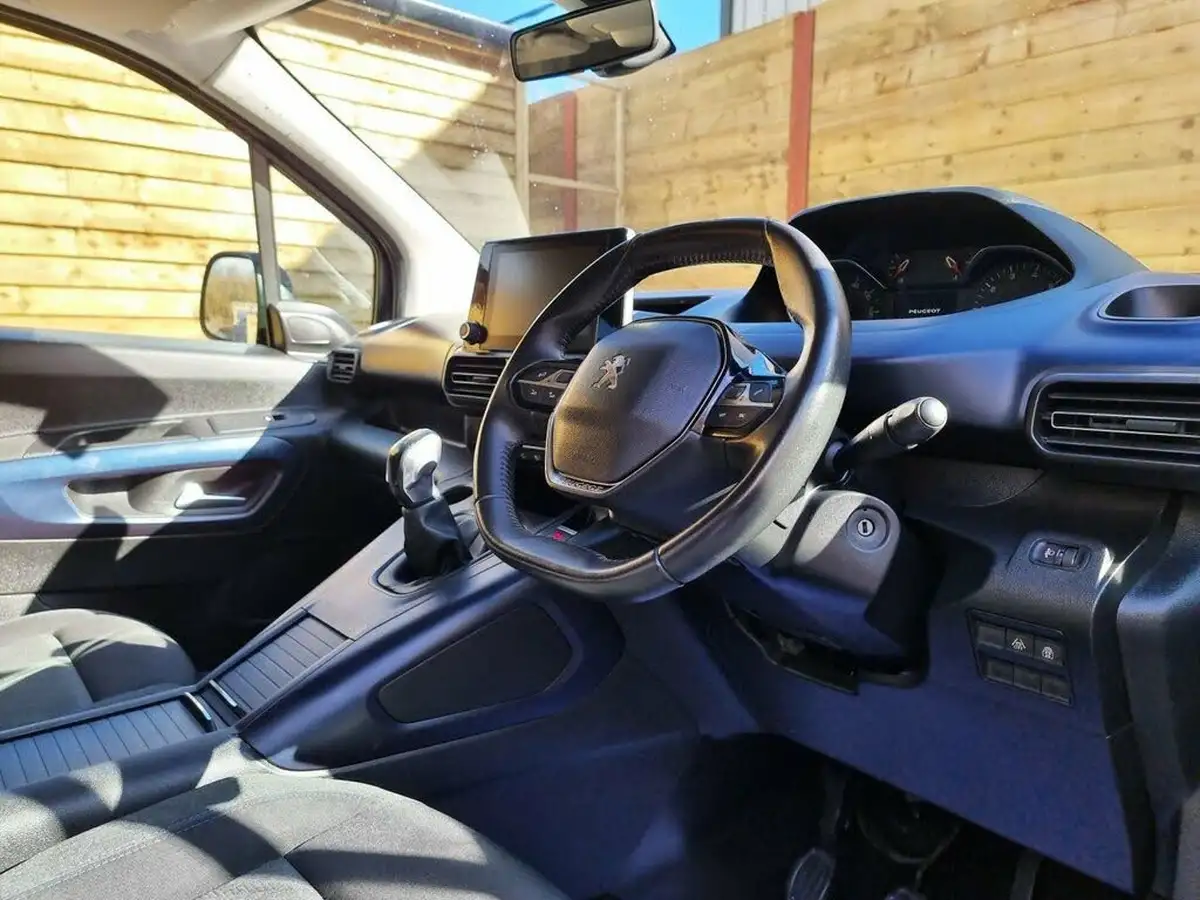 2019-peugeot-rifter-15-bluehdi-allure-100bhp-standard-big-17