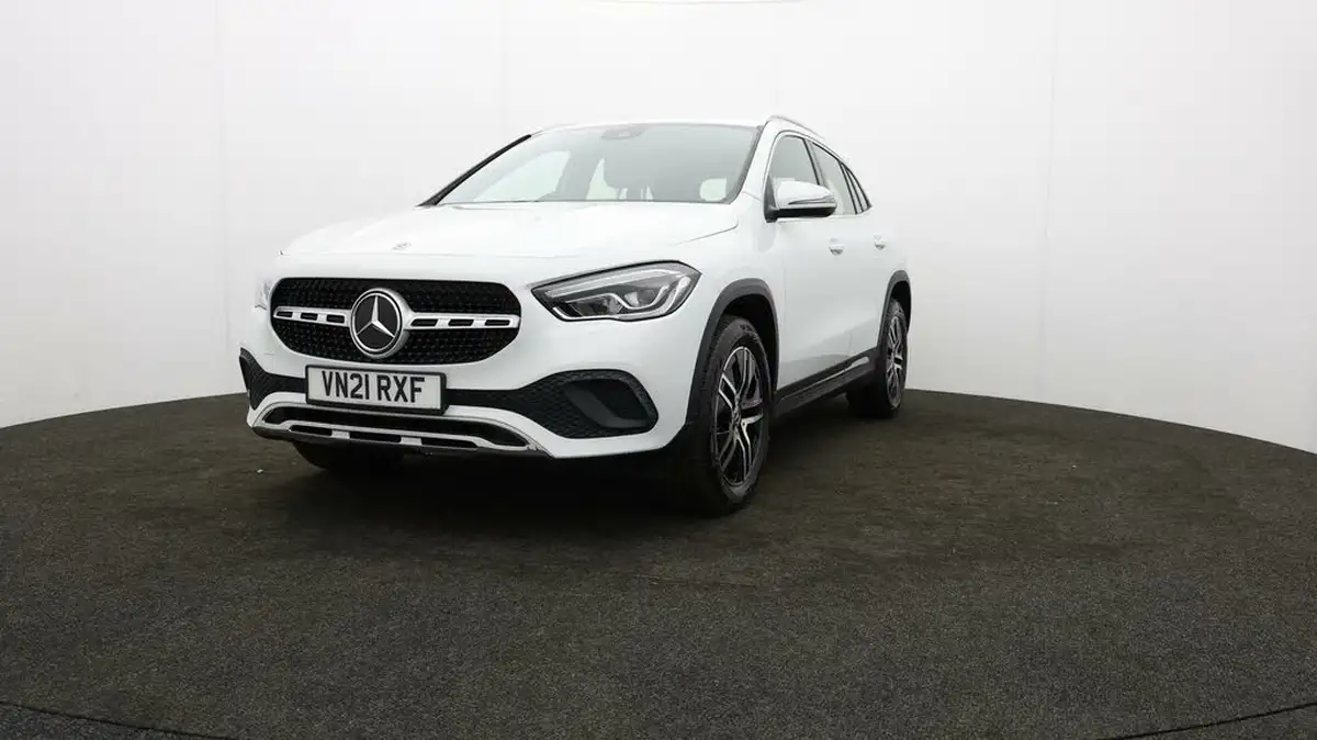 2021-mercedes-benz-gla-class-13-gla-200-sport-big-56