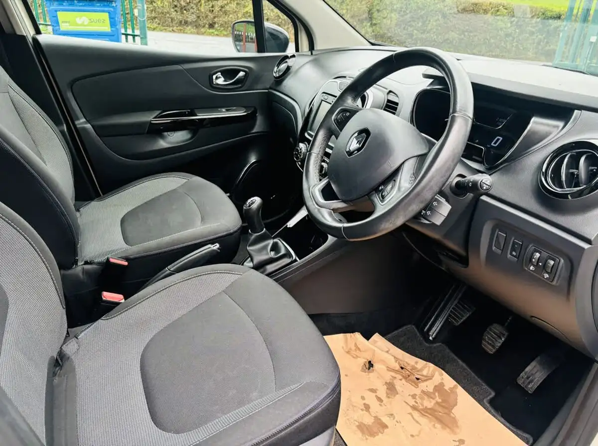 2016-renault-captur-09-dynamique-nav-big-6