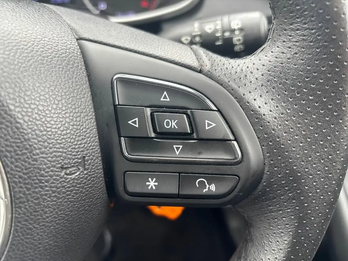 2018-mg-zs-suv-10t-gdi-exclusive-big-21