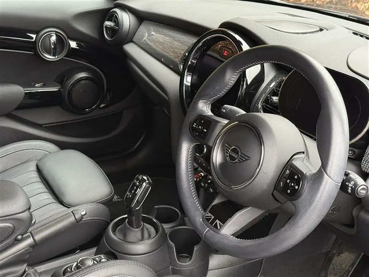 2021-mini-cooper-15-cooper-exclusive-hatchback-5d-auto-big-7