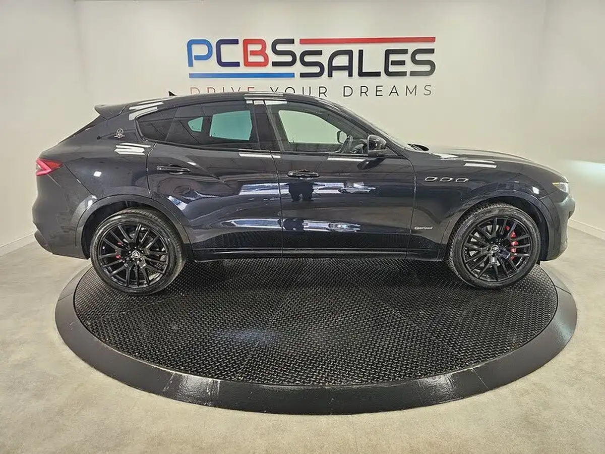 2021-maserati-levante-30-gransport-big-13