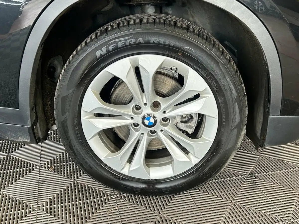 2017-bmw-x1-20td-sdrive18d-se-sport-auto-big-23