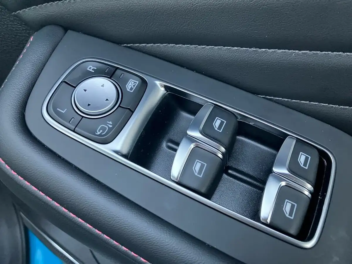 2024-mg-hs-15t-gdi-trophy-258ps-plug-in-hybrid-1490cc-auto-big-20