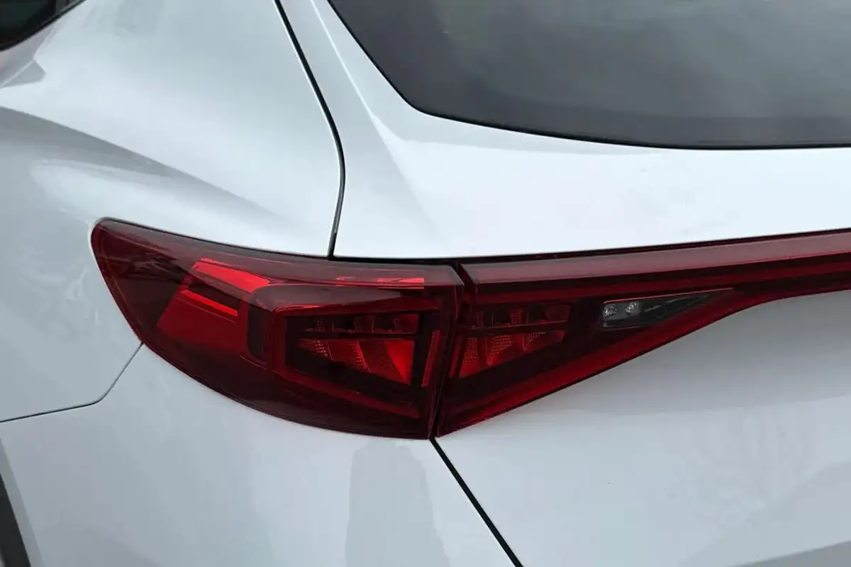 2022-cupra-formentor-20-tsi-vz2-310ps-4drive-big-26