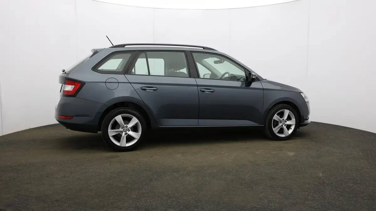 2020-skoda-fabia-10-tsi-se-l-95ps-estate-big-47