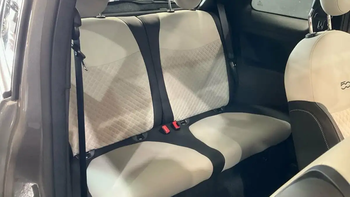 2022-fiat-500-10-dolcevita-big-5