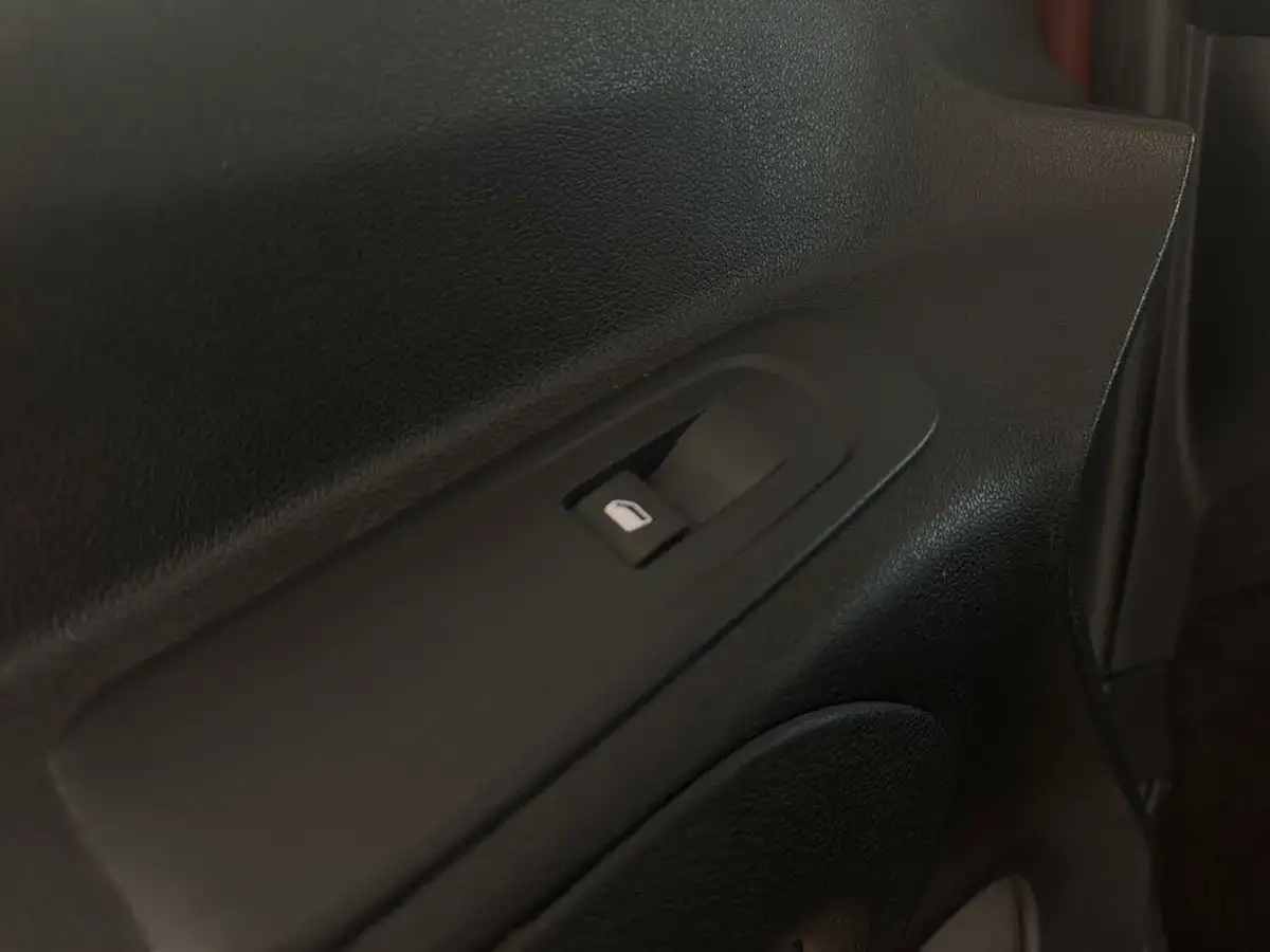 2021-vauxhall-combo-life-12i-se-big-6