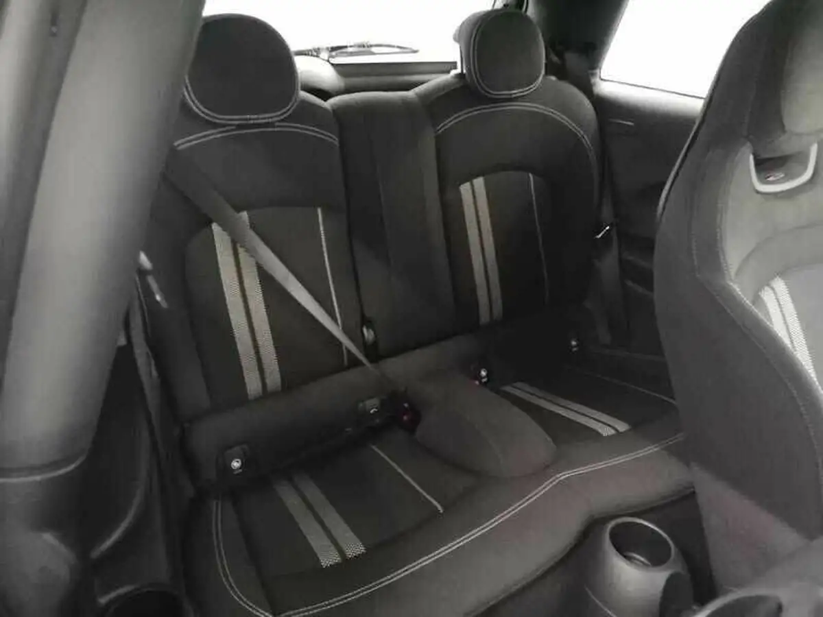 2019-mini-cooper-15-cooper-sport-hatchback-3d-big-13