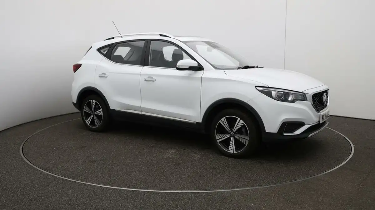 2021-mg-zs-suv-e-exclusive-ev-big-44