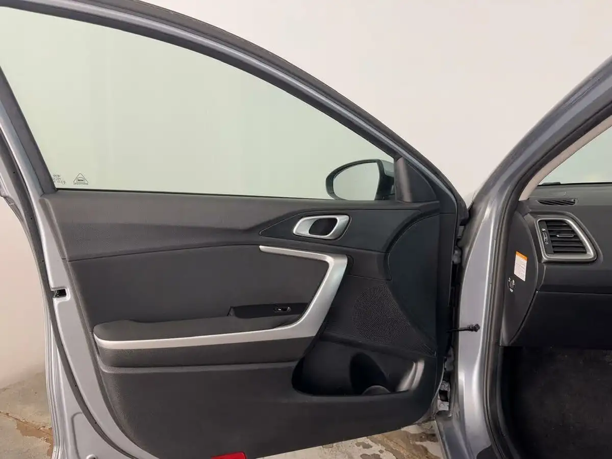 2021-kia-ceed-16crdi-2-nav-134bhp-48v-mhev-sportswagon-big-8