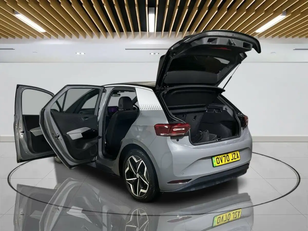 2020-volkswagen-id3-e-first-edition-big-9