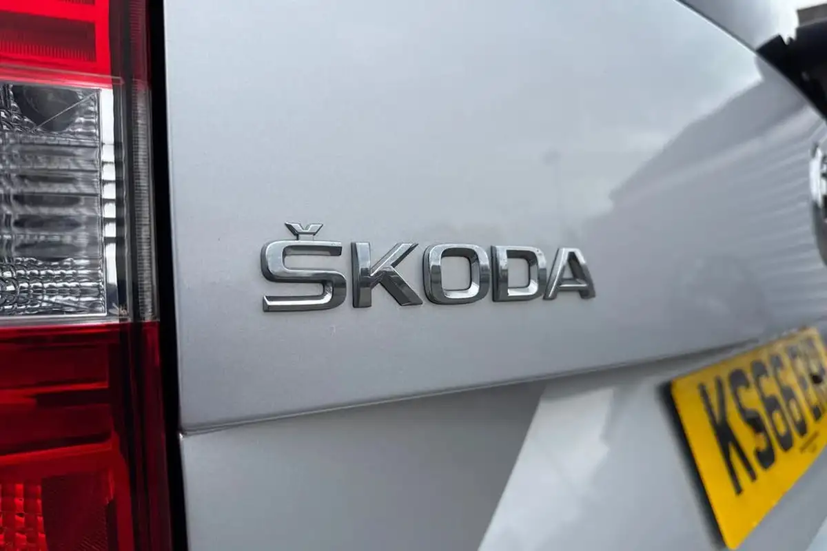 2016-skoda-yeti-outdoor-14-tsi-laurin-klement-big-45