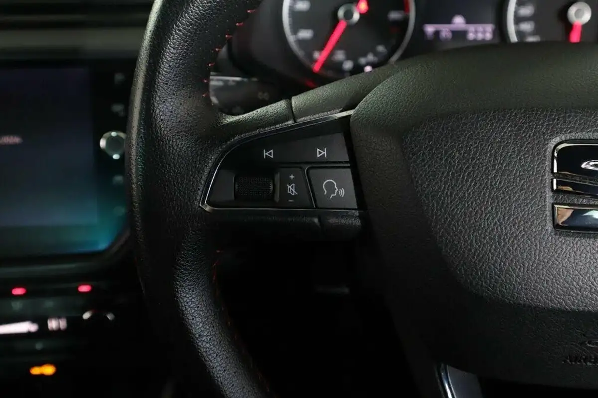 2021-seat-arona-10-tsi-fr-110ps-big-27