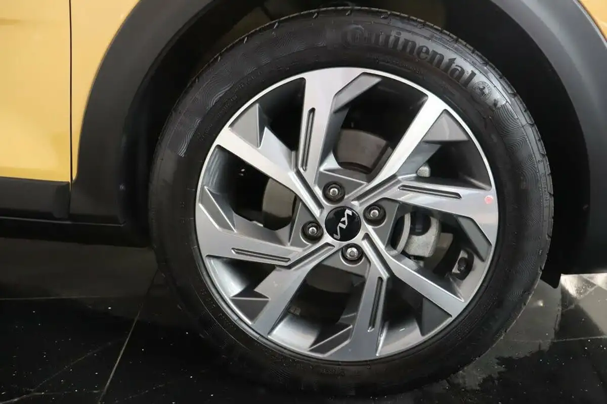 2024-kia-stonic-10-t-gdi-gt-line-98bhp-big-30