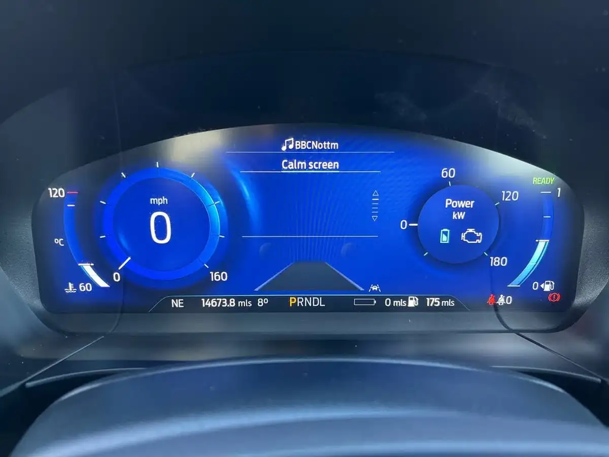 2023-ford-kuga-25t-graphite-tech-edition-225ps-phev-big-14