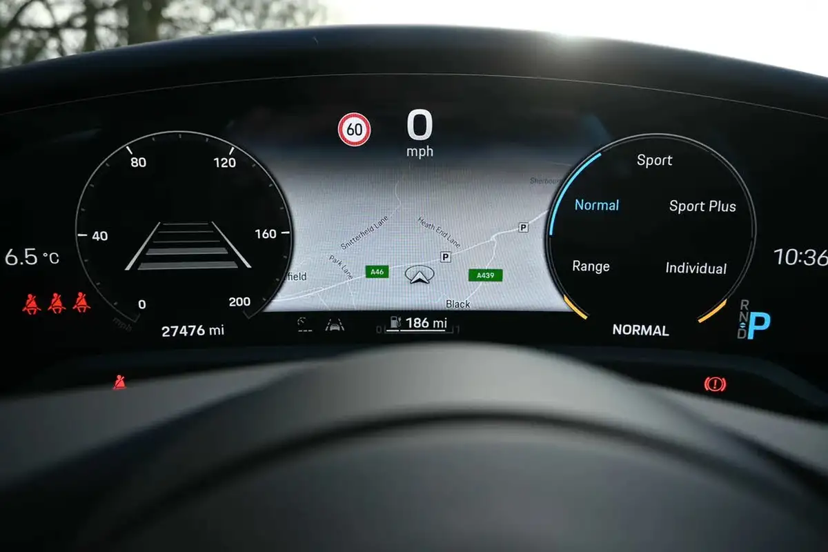 2021-porsche-taycan-e-turbo-big-20