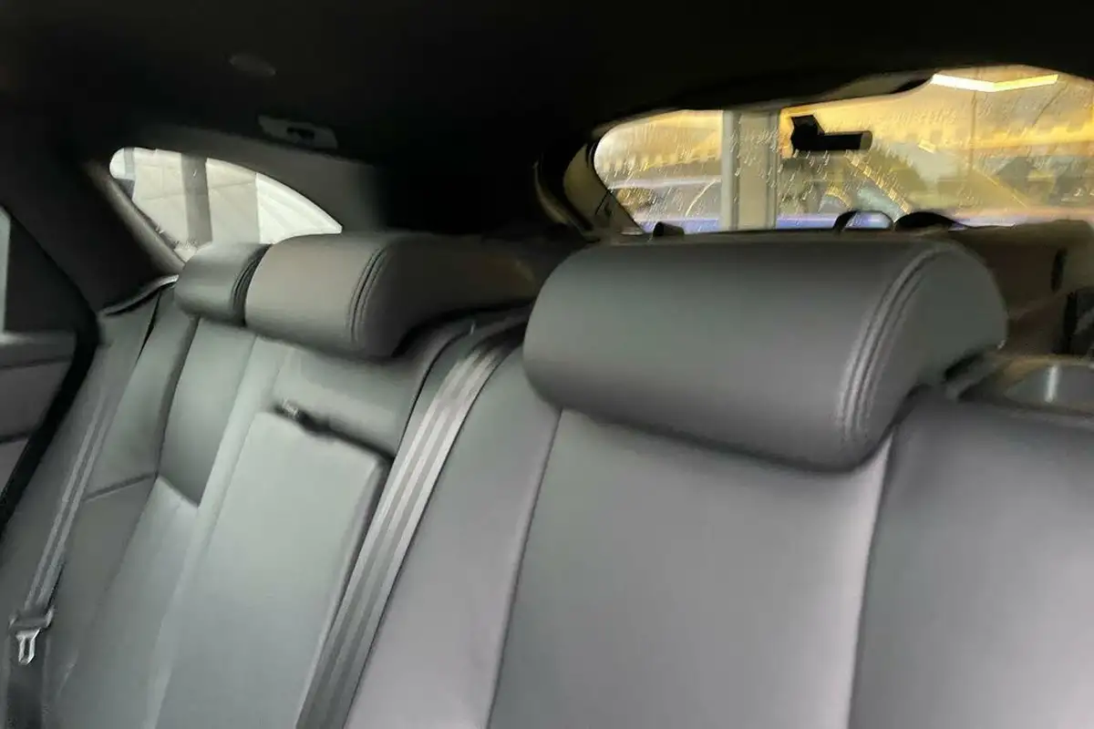 2024-land-rover-range-rover-velar-20-p250-dynamic-hse-big-50