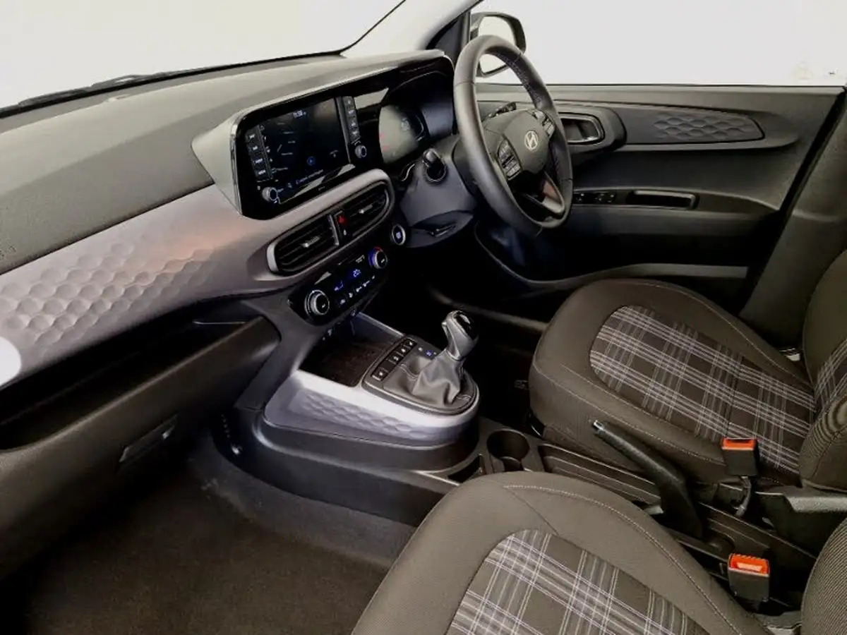 2024-hyundai-i10-10-premium-63ps-auto-big-4
