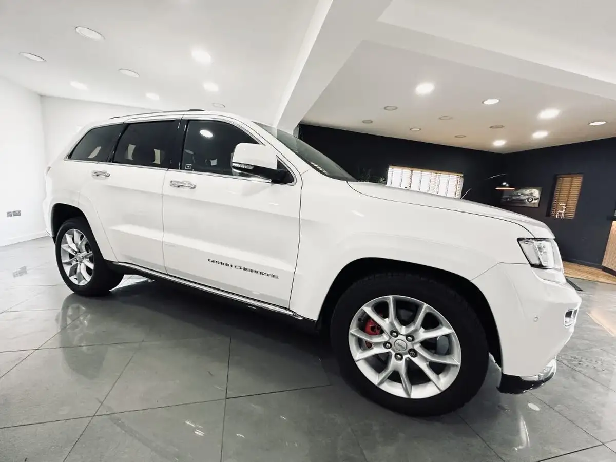 2014-jeep-grand-cherokee-30crd-summit-big-4
