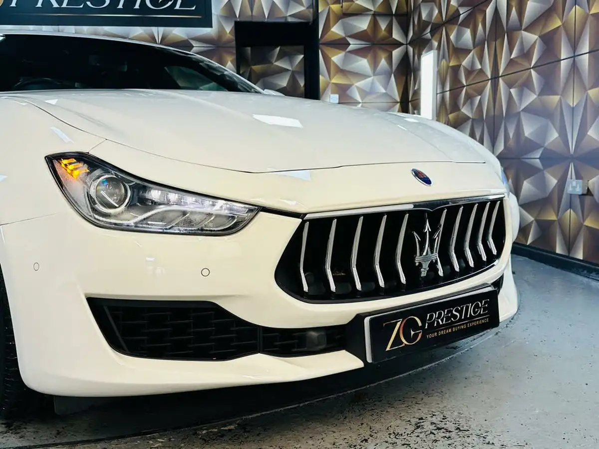 2019-maserati-ghibli-30-big-19