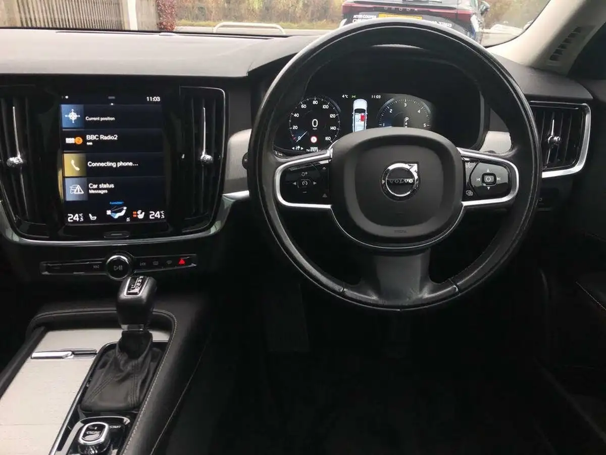 2017-volvo-v90-20td-d5-inscription-big-12