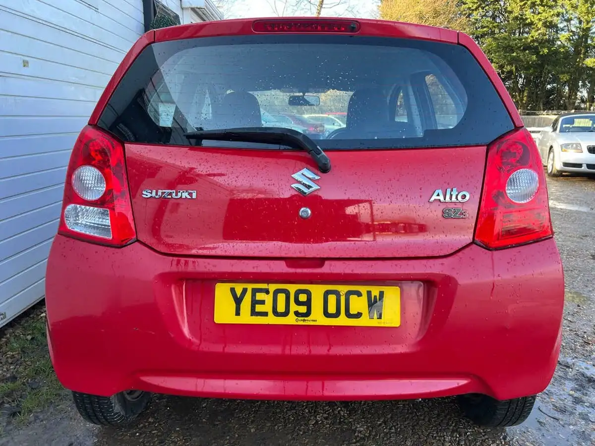 2009-suzuki-alto-10-sz3-big-2