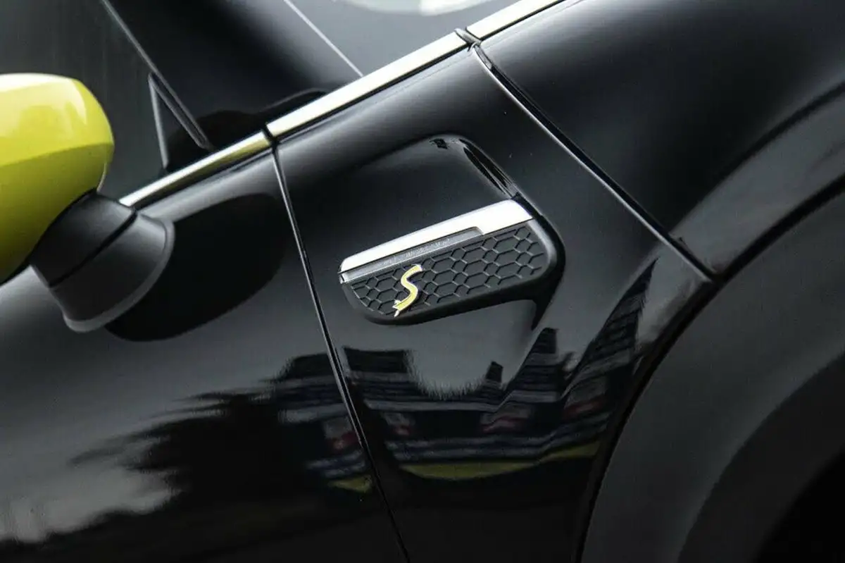 2021-mini-cooper-e-cooper-s-2-big-12