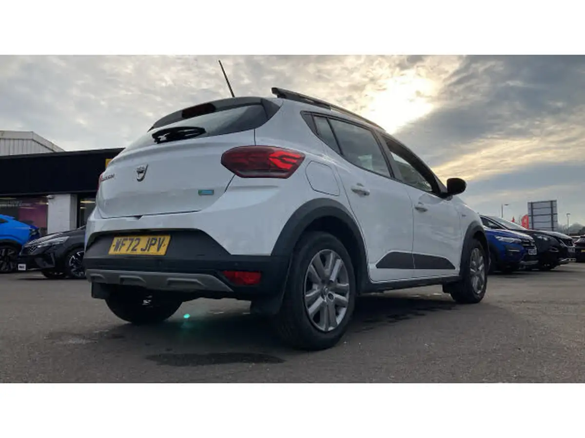 2022-dacia-sandero-stepway-10-tce-comfort-100bhp-bi-fuel-big-43