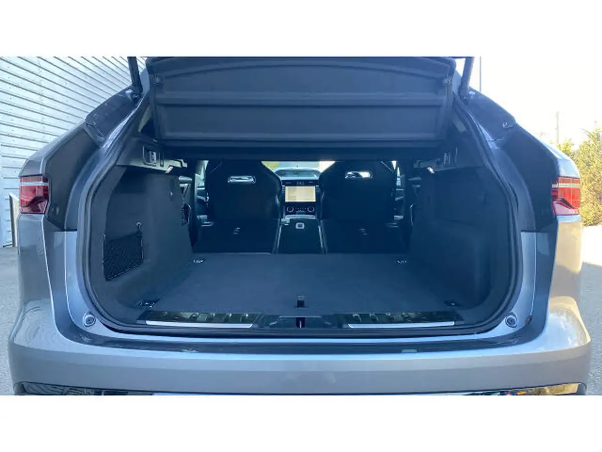 2024-jaguar-f-pace-20-d200-r-dynamic-hse-black-big-9