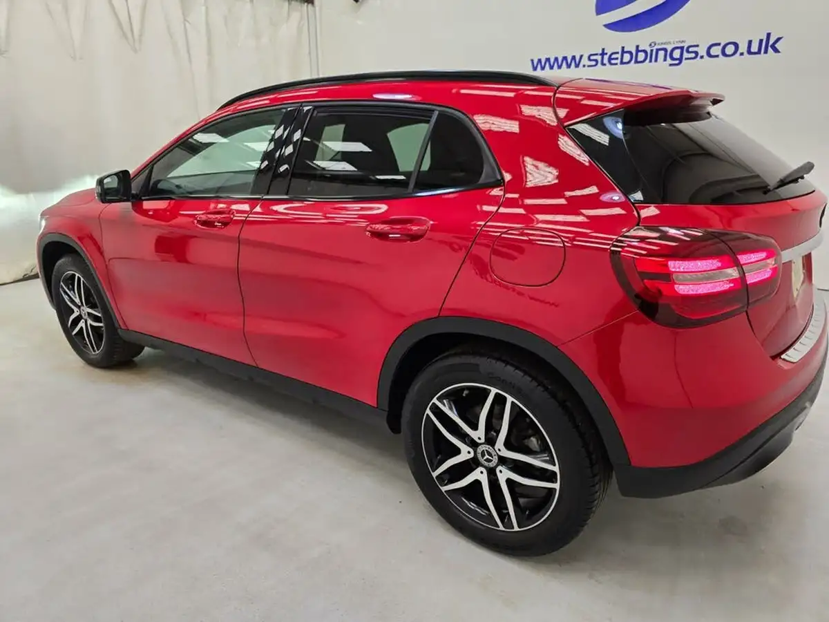 2019-mercedes-benz-gla-class-16-gla-180-urban-edition-7g-dct-big-3