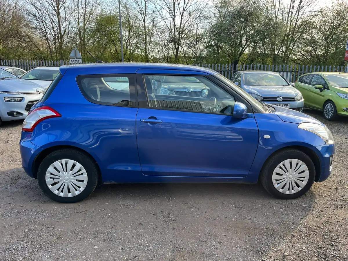 2013-suzuki-swift-12-sz2-3d-big-15