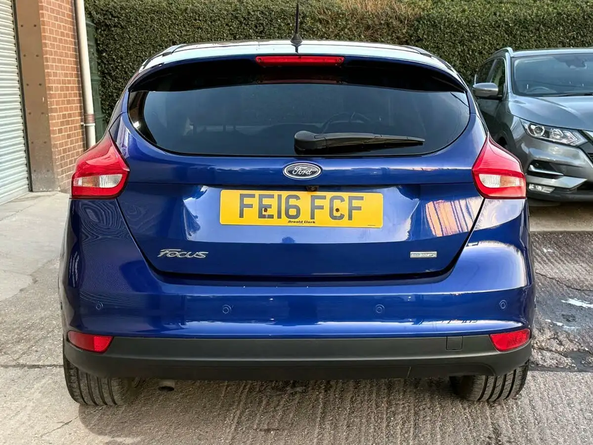 2016-ford-focus-10t-titanium-x-125ps-hatchback-big-54