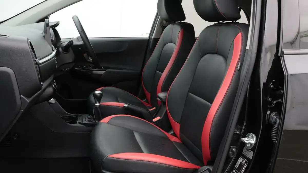 2023-kia-picanto-10-gt-line-big-14