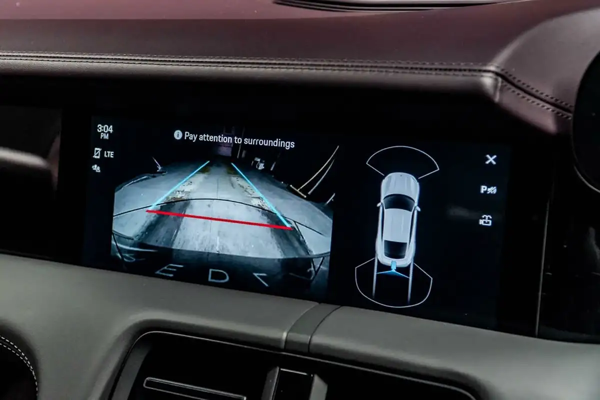 2021-porsche-taycan-e-turbo-performance-battery-plus-big-26