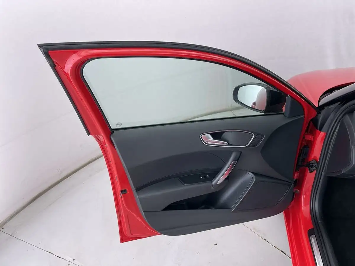 2013-audi-a1-16td-amplified-edition-sportback-5d-big-25