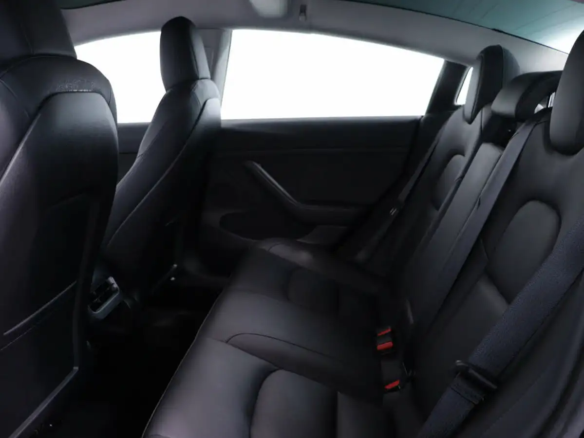 2021-tesla-model-3-e-standard-plus-big-35
