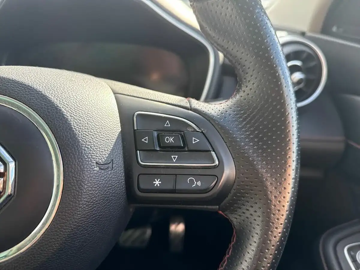 2023-mg-hs-15t-gdi-exclusive-258ps-plug-in-hybrid-auto-big-16
