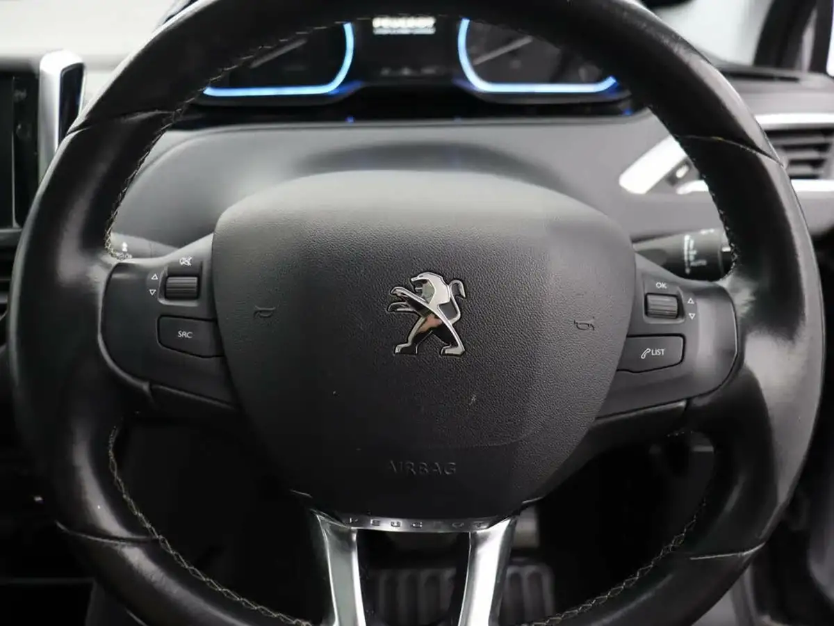 2019-peugeot-2008-suv-12-puretech-allure-premium-130bhp-big-40