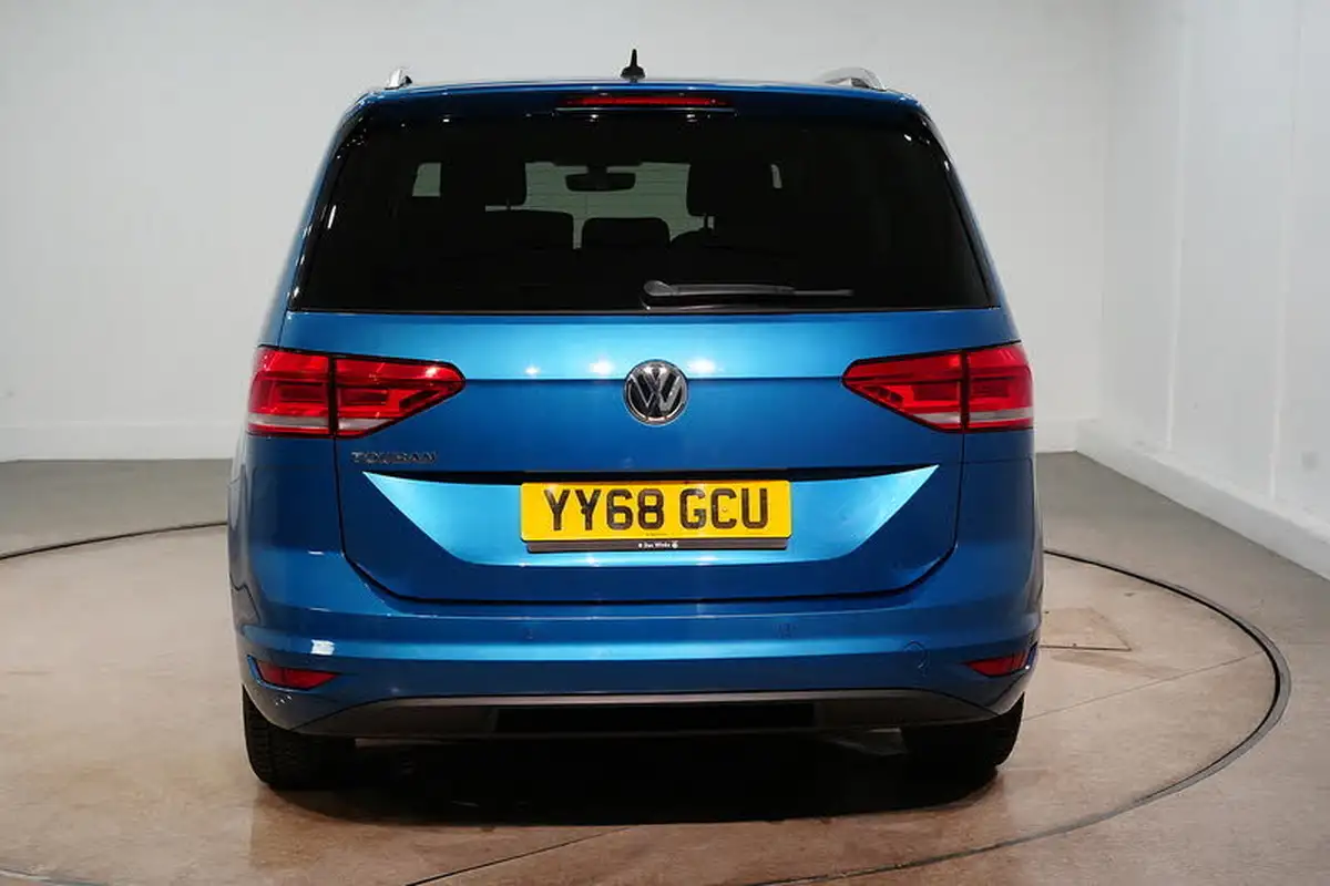 2018-volkswagen-touran-16tdi-se-family-big-10