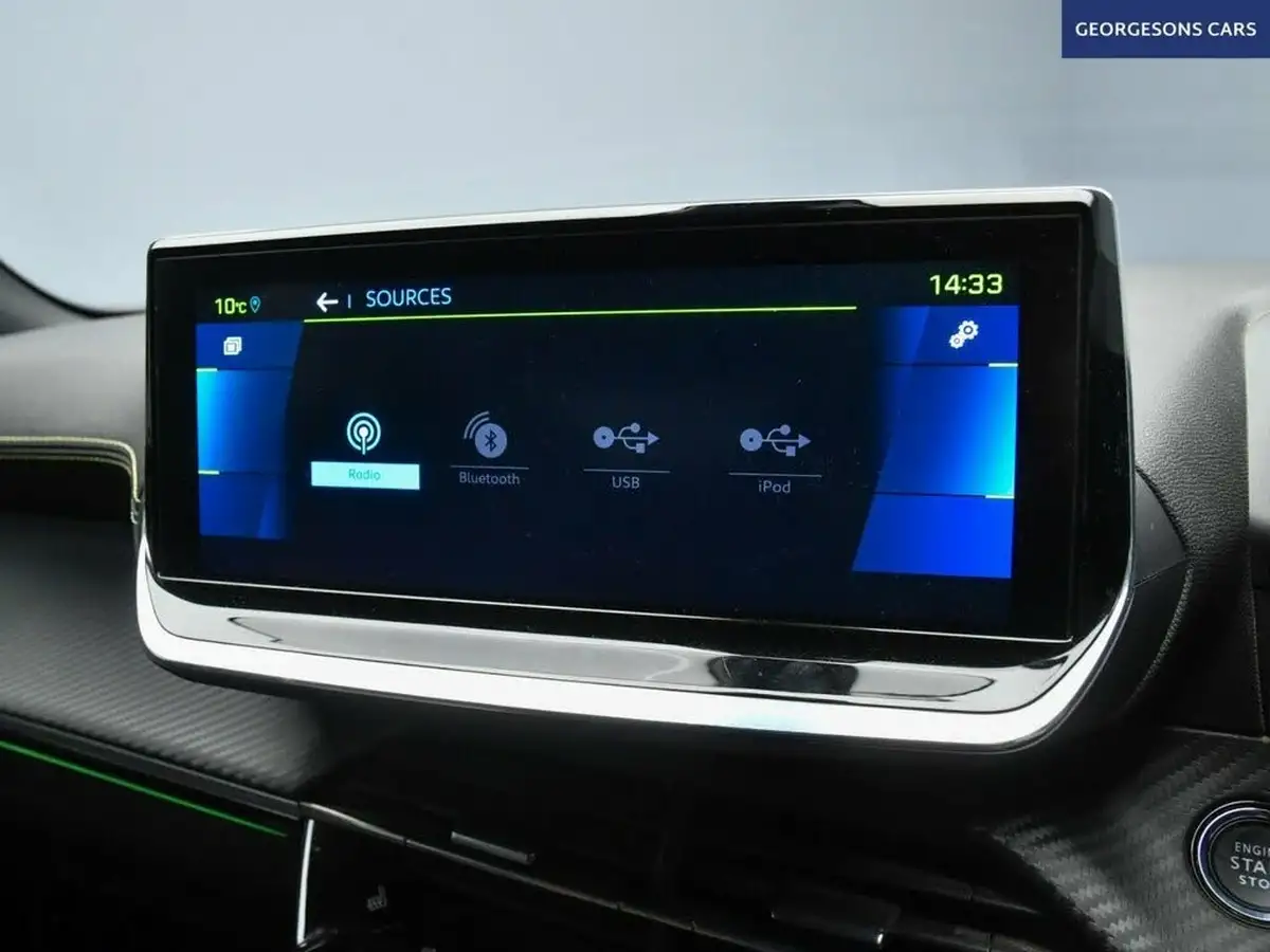 2021-peugeot-2008-suv-e-gt-premium-big-14