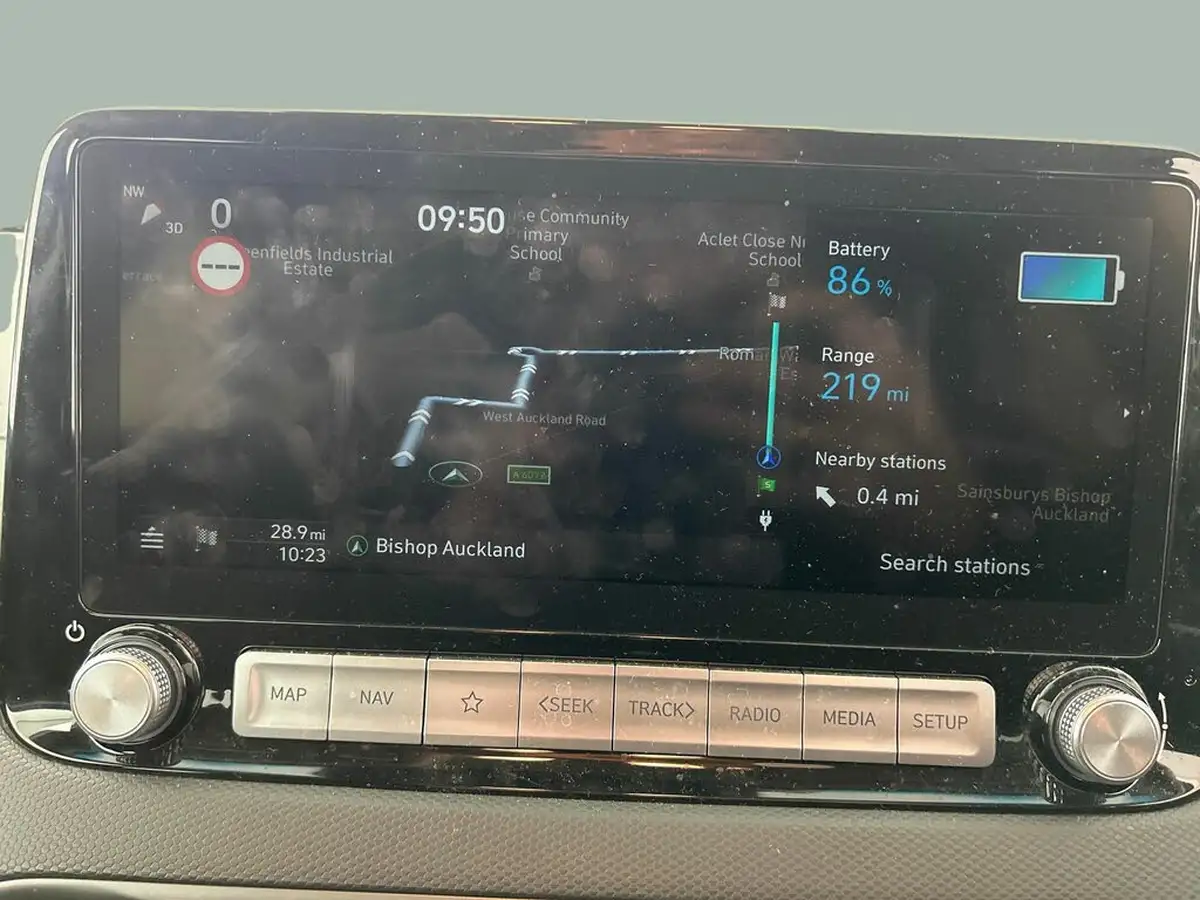 2021-hyundai-kona-e-premium-204ps-64kwh-7kw-obc-big-33